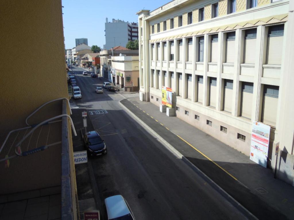 Nimes Studio Parking Dhuoda Exterior photo