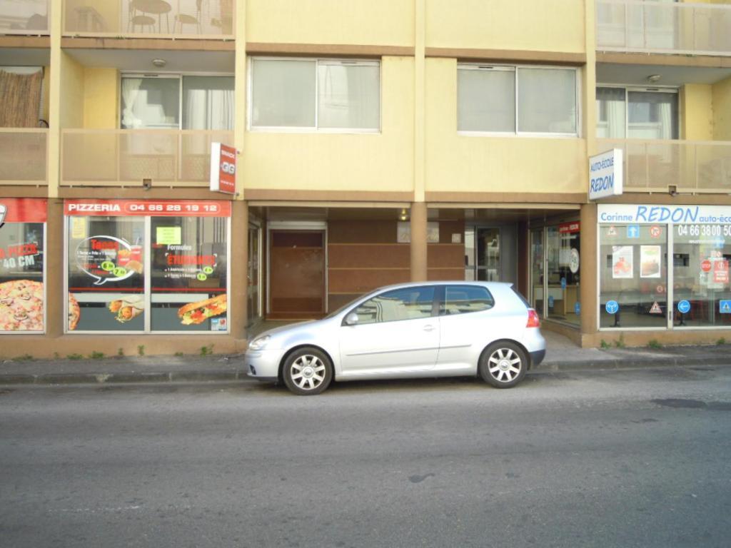 Nimes Studio Parking Dhuoda Exterior photo